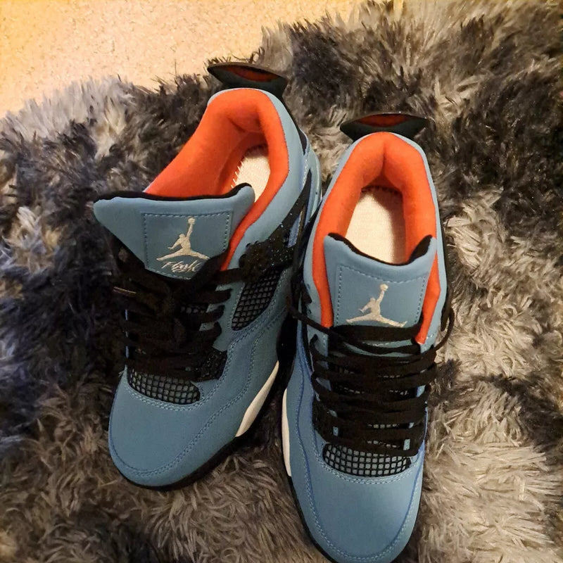 Jordan 4 Retro x Travis Scott Mid Cactus Jack