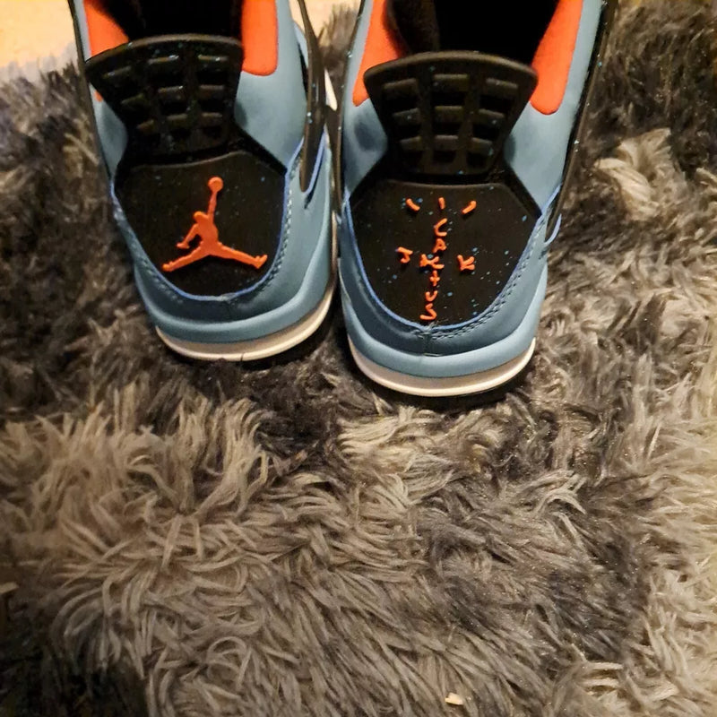 Jordan 4 Retro x Travis Scott Mid Cactus Jack